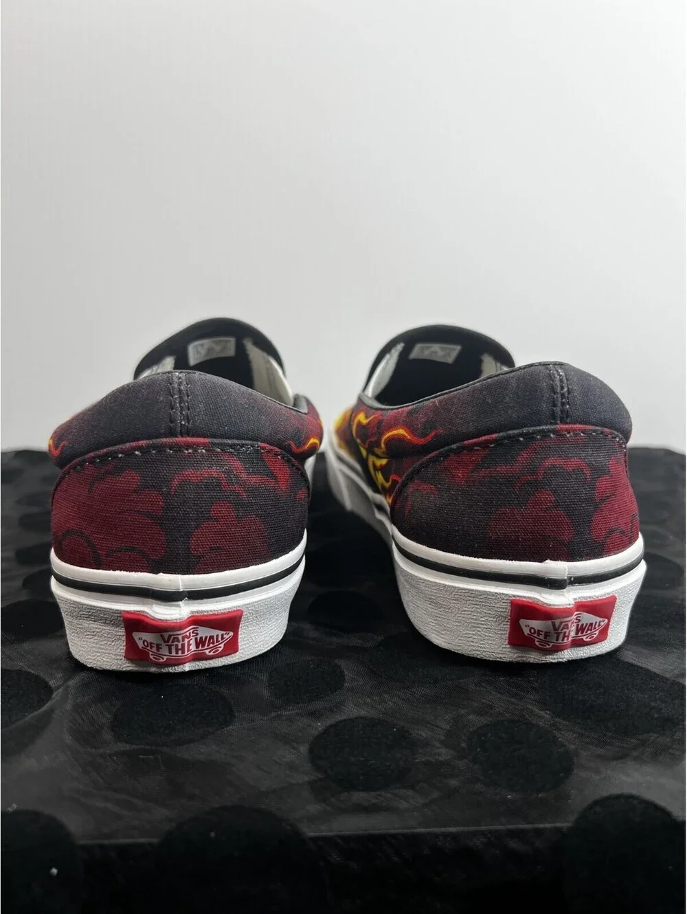 Vans Classic Slip-On Samurai Flame Shoes Men’s 8.5 Women’s 10 Red Black Excellen